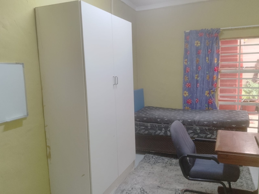 1 Bedroom Property for Sale in Brandwag Free State